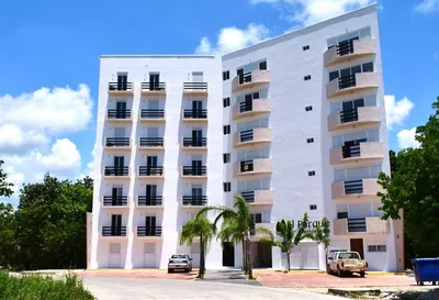 HERMOSO DEPARTAMENTO AMUEBLADO EN VENTA PLAYA DEL CARMEN (FVD-1061)