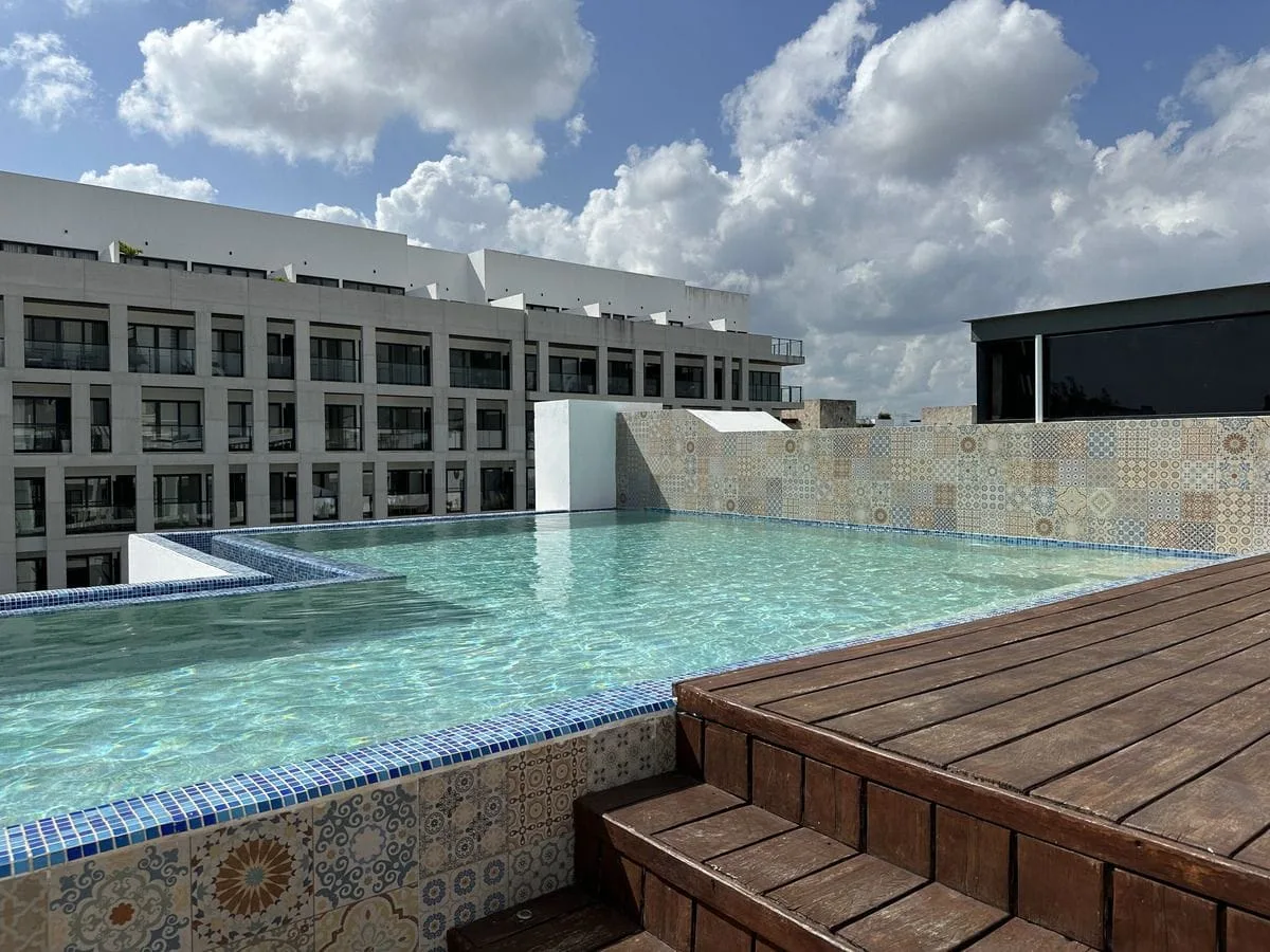 HERMOSO CONDO AMUEBLADO PLAYA DEL CARMEN CENTRO (FVD-2482)