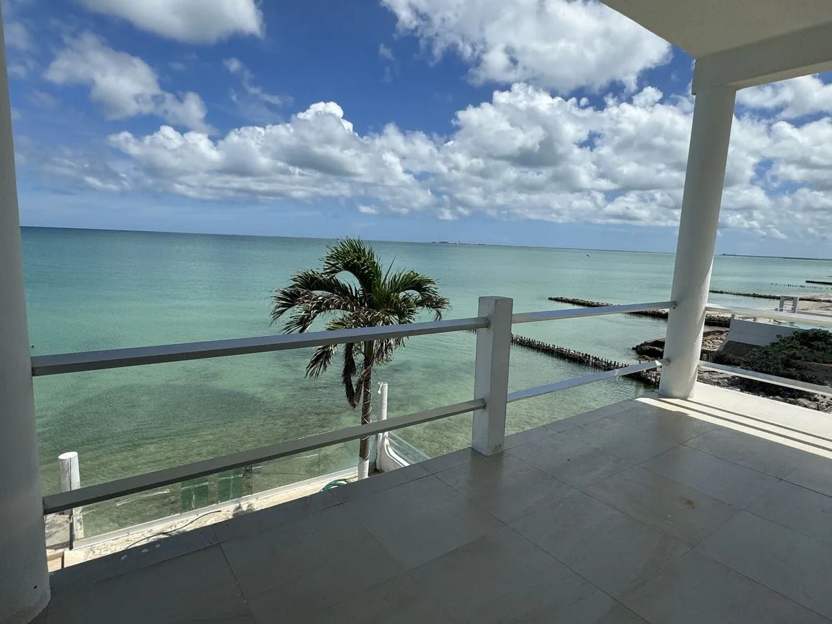 INCREIBLE CASA EN VENTA FRENTE AL MAR CHELEM PROGRESO (NVC-2575)