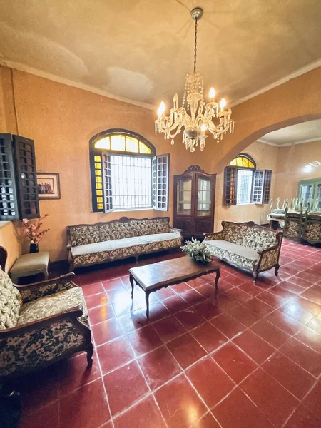 CASA EN VENTA, 6 RECAMARAS, ESTILO COLONIAL, MERIDA CENTRO ALCALA MARTIN (FVC-2857)