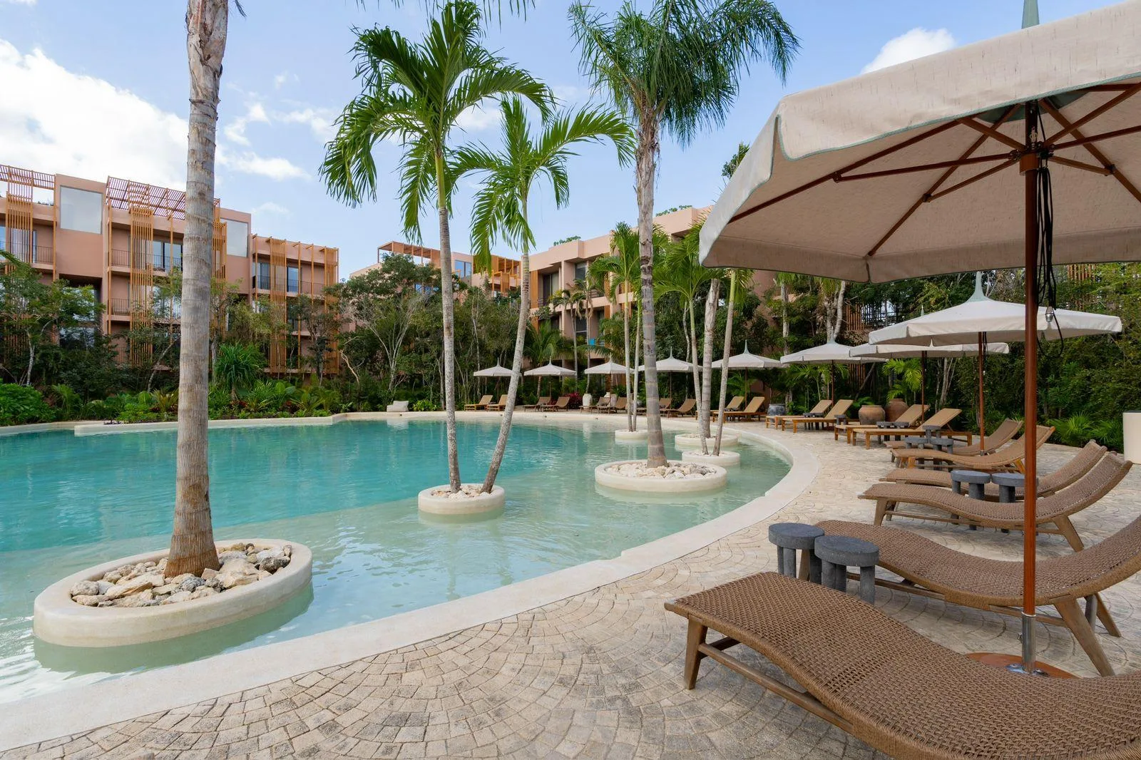 HERMOSO DEPARTAMENTO EN REVENTA TULUM (FVD-1069)
