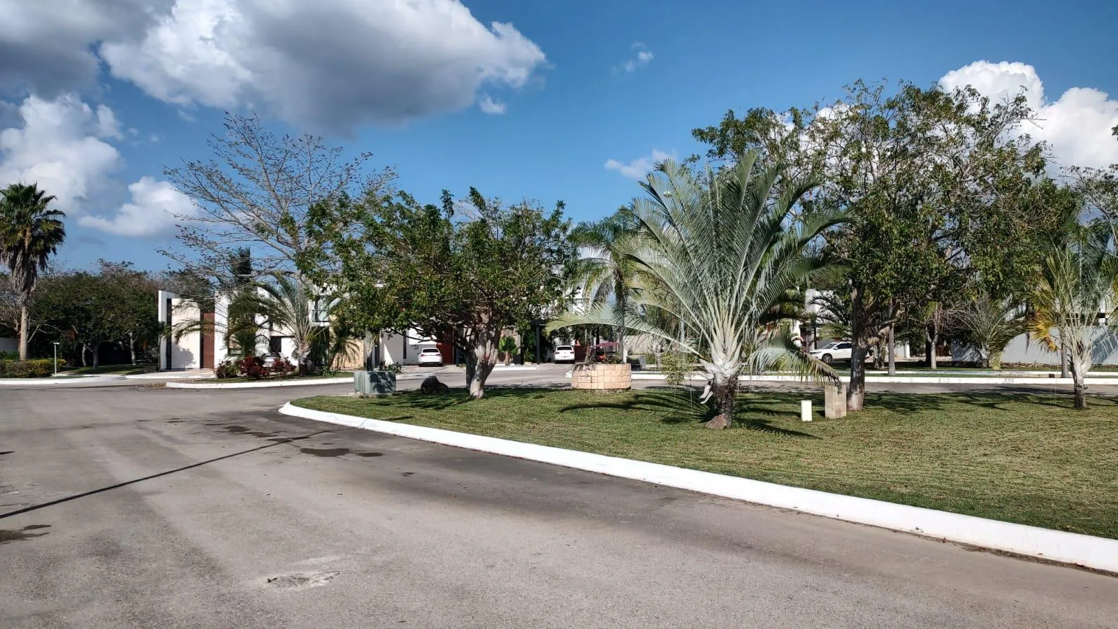 Terreno en Venta en Conkal - TERRENOS EN VENTA MERIDA, CONKAL PRIVADA KANAN (NVT-1215)