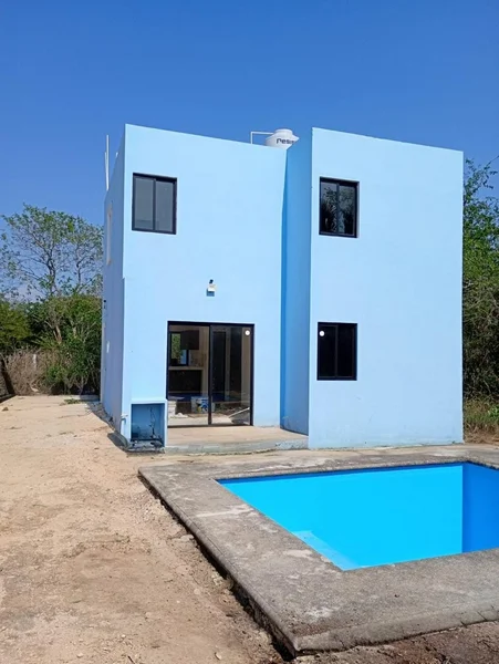 CASA EN VENTA, 3 RECAMARAS, ALBERCA, PARA ESTRENAR EN MOCOCHA CERCA CONKAL (AVC-2862)