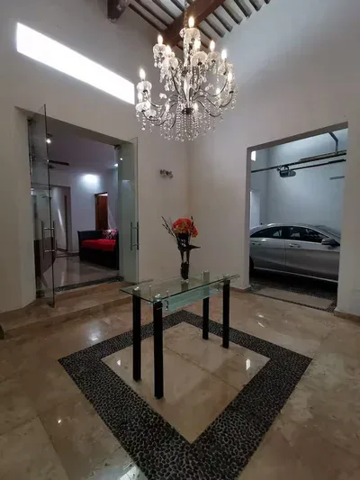 VESTIBULO