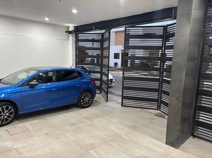 ESTACIONAMIENTO X 2 AUTOS